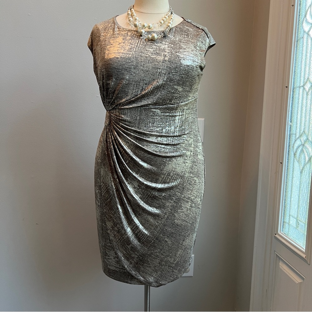 Connected Apparel  Elegant Gold Metallic Dress Size 18W